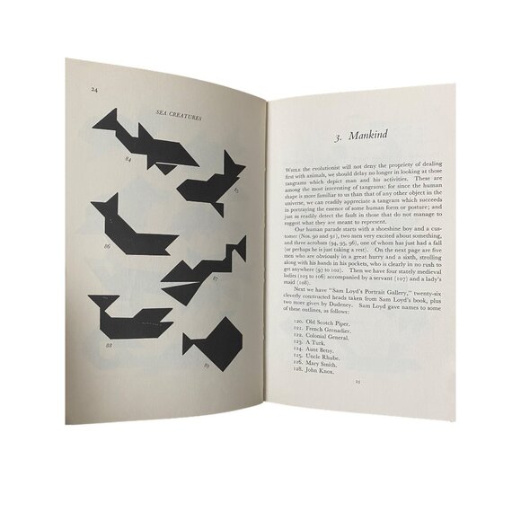 Tangrams book and puzzle pieces bundle lot - Picture 2 of 3